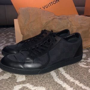 Louis Vuitton offshore sneaker black